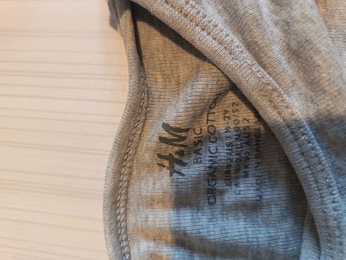 Lot de 2 Bodys Manches longues 18-24M - photo numéro 2