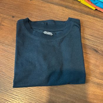 Tee shirt