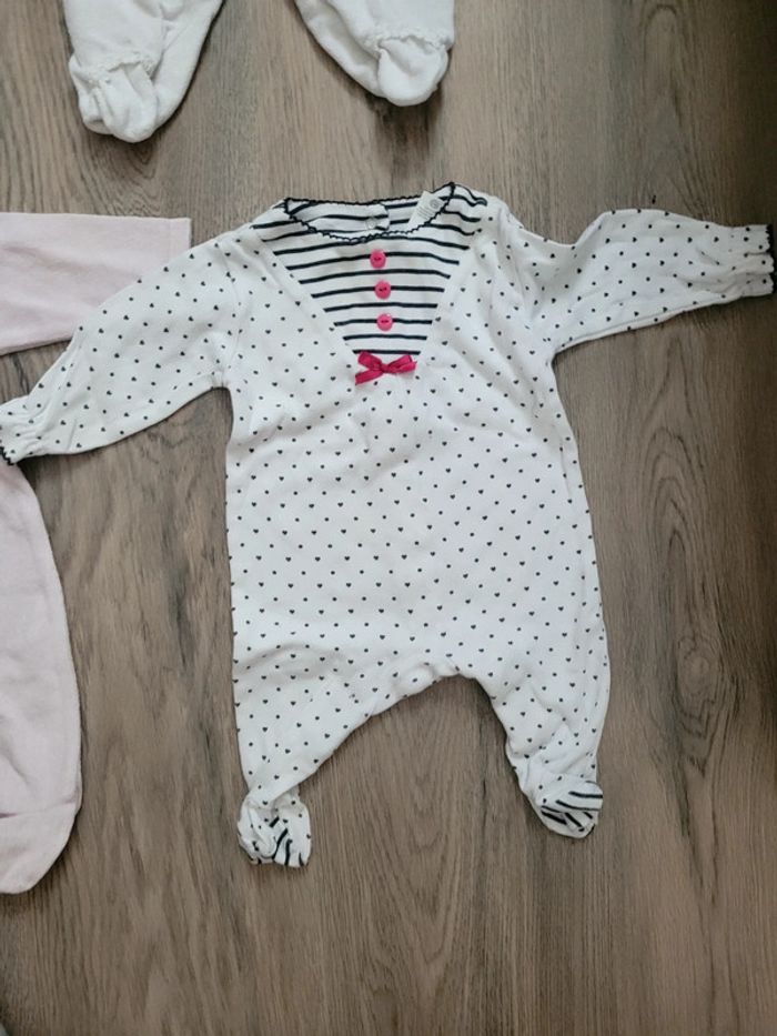 Lot pyjamas 1 mois fille - photo numéro 6