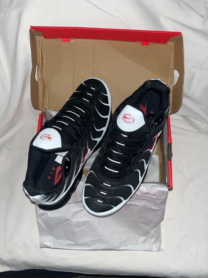 Nike TN noire et blanche - photo numéro 4