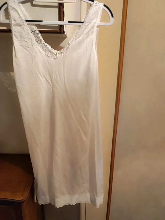 Fond de robe - photo numéro 2