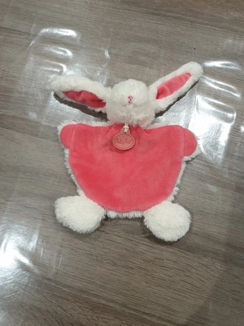 Doudou lapin rose