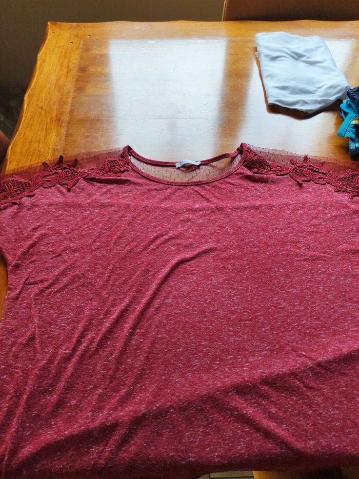Tee shirt dentelle - photo numéro 2