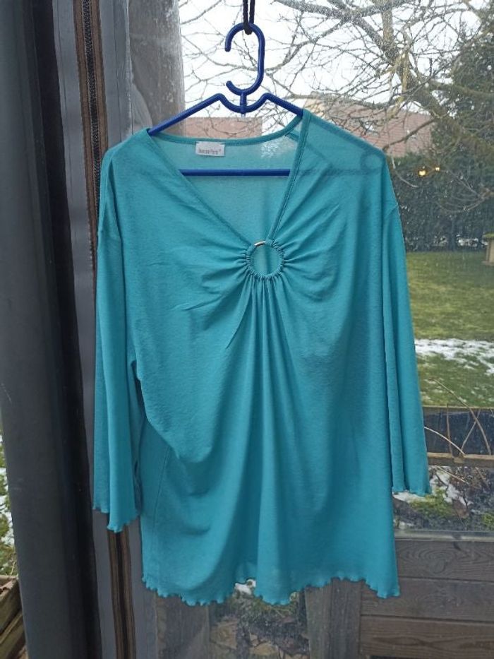 Haut blanche porte taille L