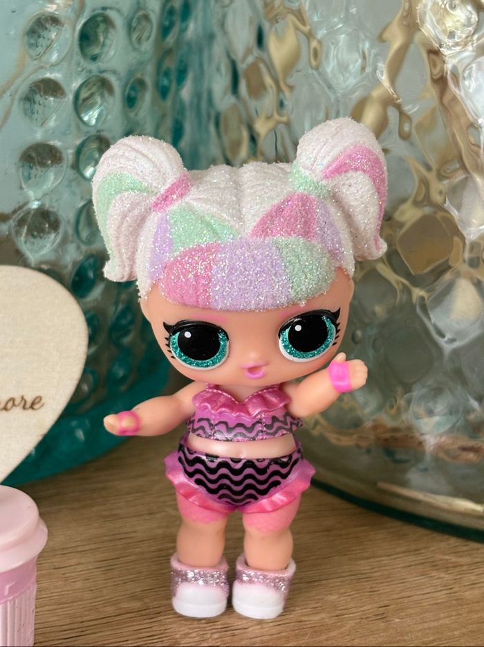 Poupée lol surprise - photo numéro 2