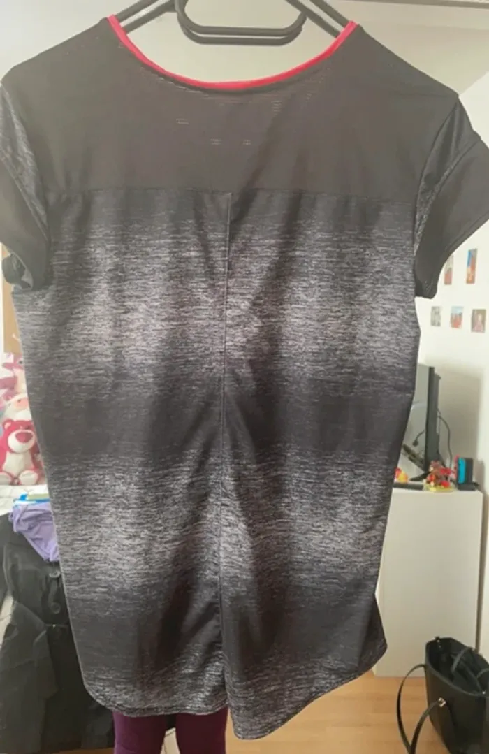 Tee shirt sport - photo numéro 3