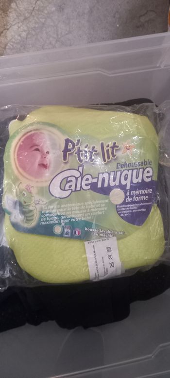 Cale nuque bébé