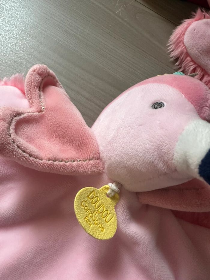 Doudou plat flamant rose Doudou et Compagnie Tropi'cool - photo numéro 4
