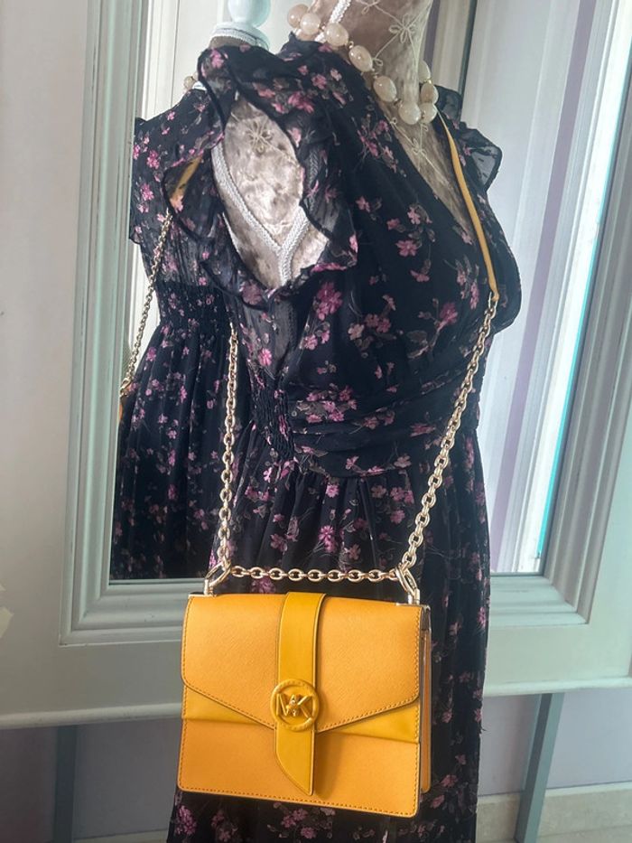 Sac Mickael kors jaune neuf - photo numéro 11
