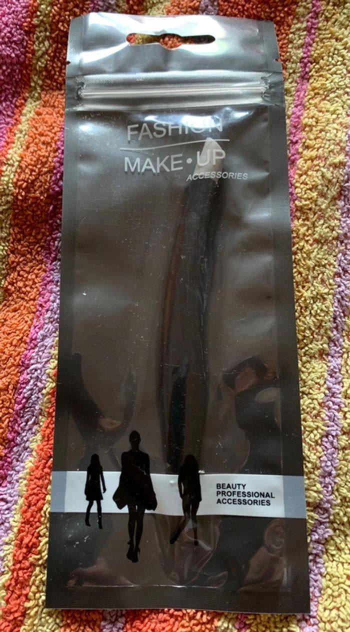 Repousse cuticules de Fashion Make Up Neuf sous blister - photo numéro 2