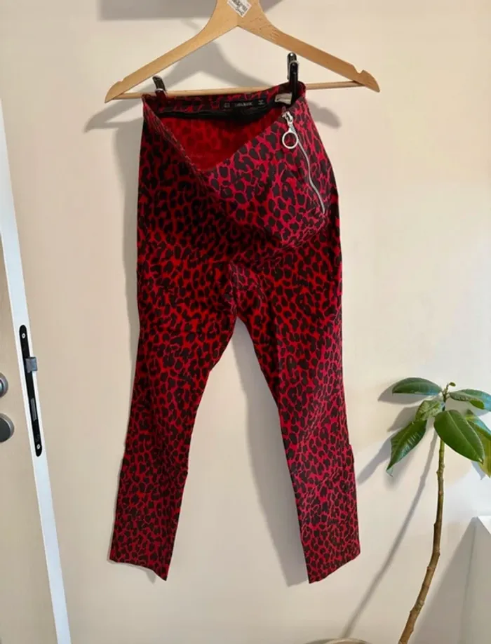 Slim léopard rouge Zara - photo numéro 2