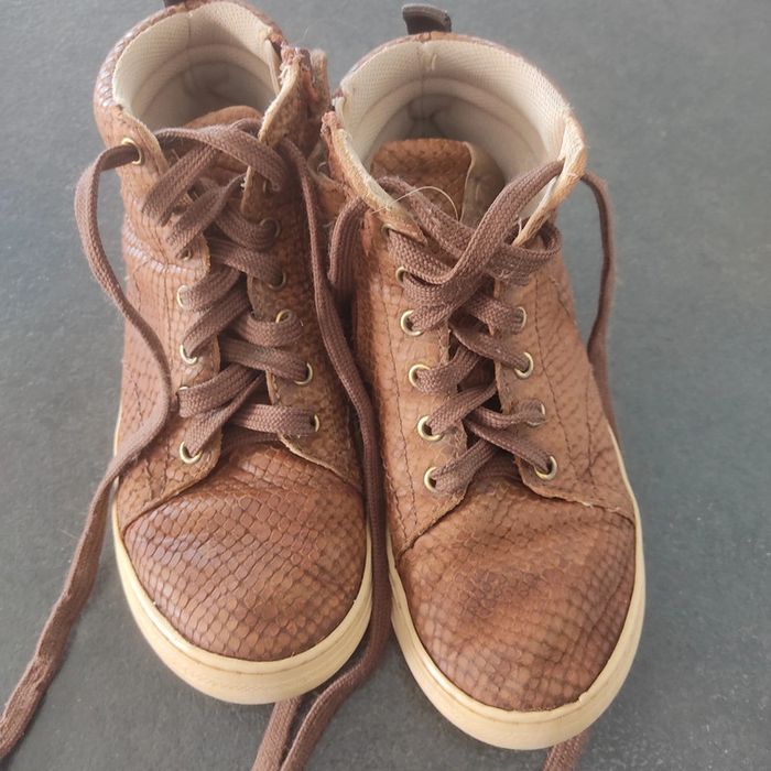 Chaussures hautes Bisgaard pointure 34 - photo numéro 3