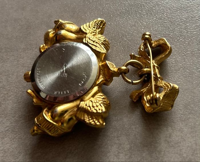 Broche montre angelots/anges savon vintage montre à quartz Japan movt - photo numéro 8
