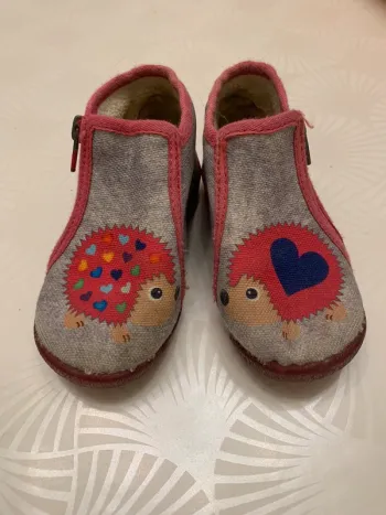 Chaussons fille 22