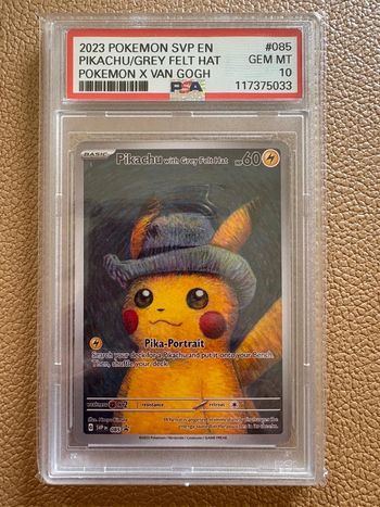 Carte Pokémon "Pikachu Grey Felt Hat" (Van Gogh) - Modèle Proxy