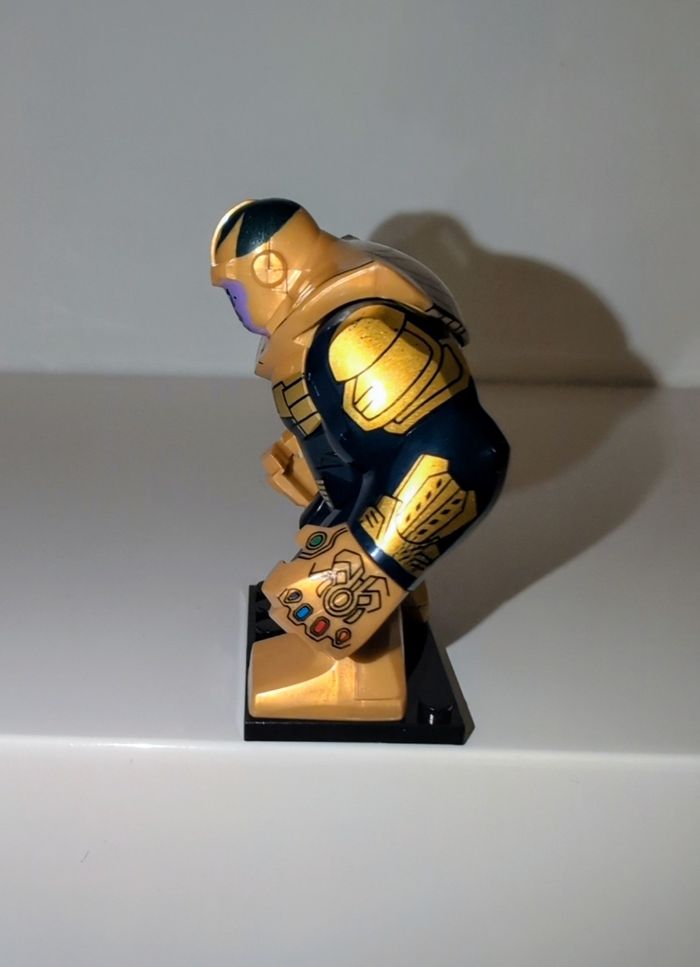 Lego Marvel Thanos minifigurine - photo numéro 2