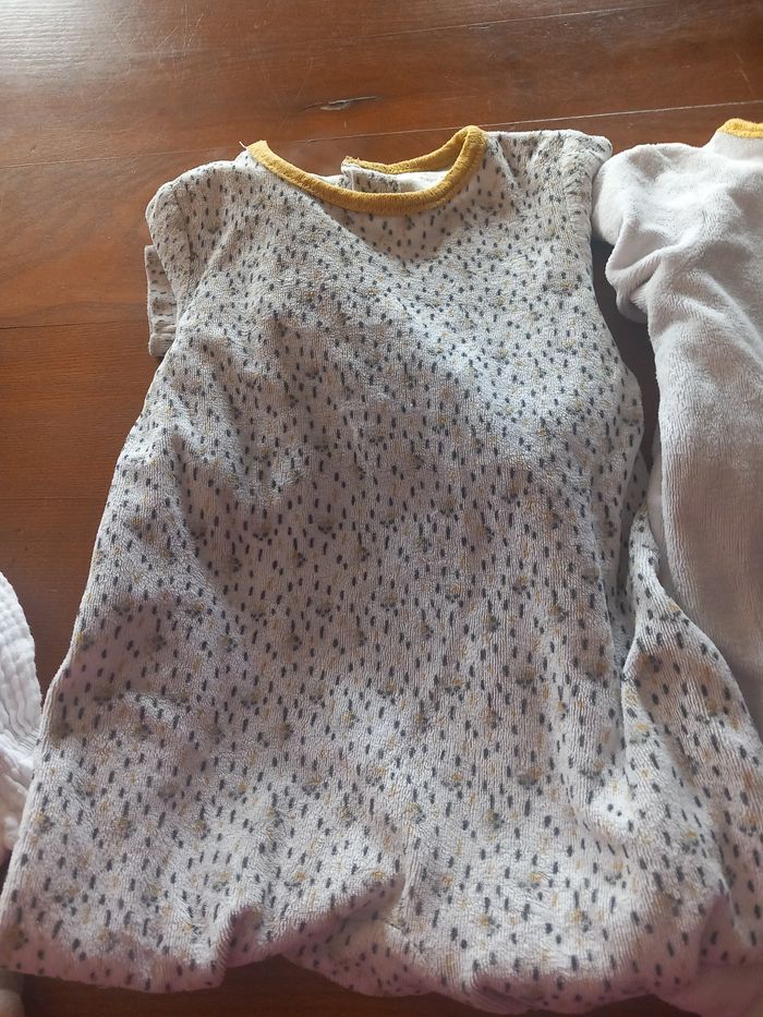 Lot 2 pyjamas - photo numéro 2