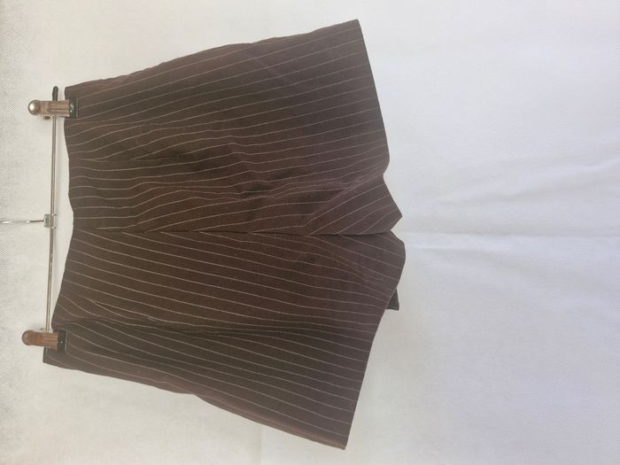 Jupe short 32 Pimkie Marron fines rayures blanches boucle décorative - photo numéro 2