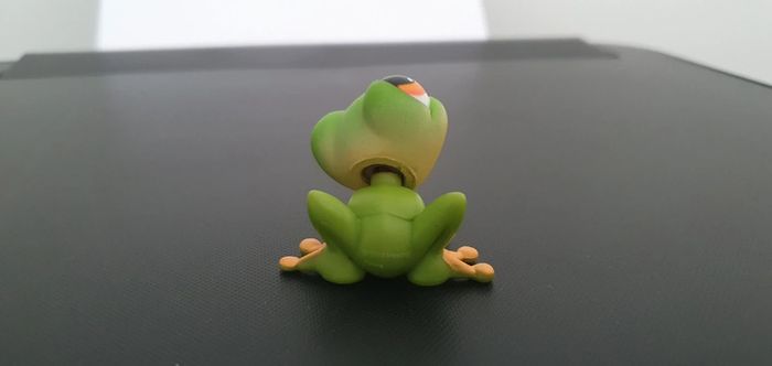 Littlest Pet Shop année 2005 Grenouille verte pattes jaunes - photo numéro 3