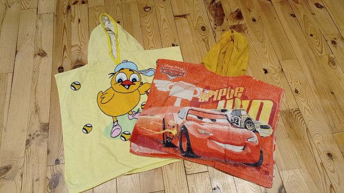 2 capes de bain