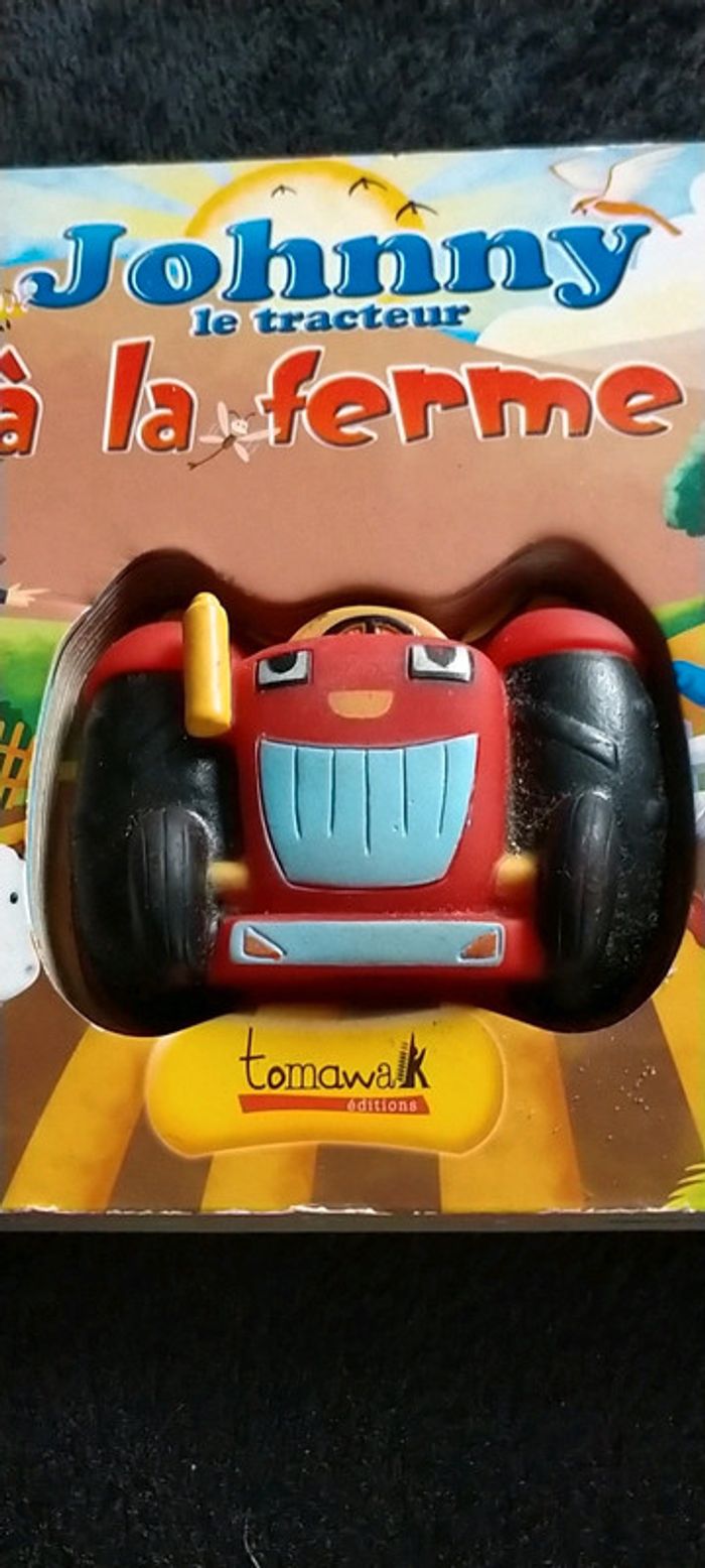 Livre " Johnny le tracteur à la ferme" - photo numéro 2