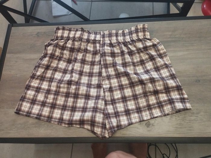 Short neuf - photo numéro 2
