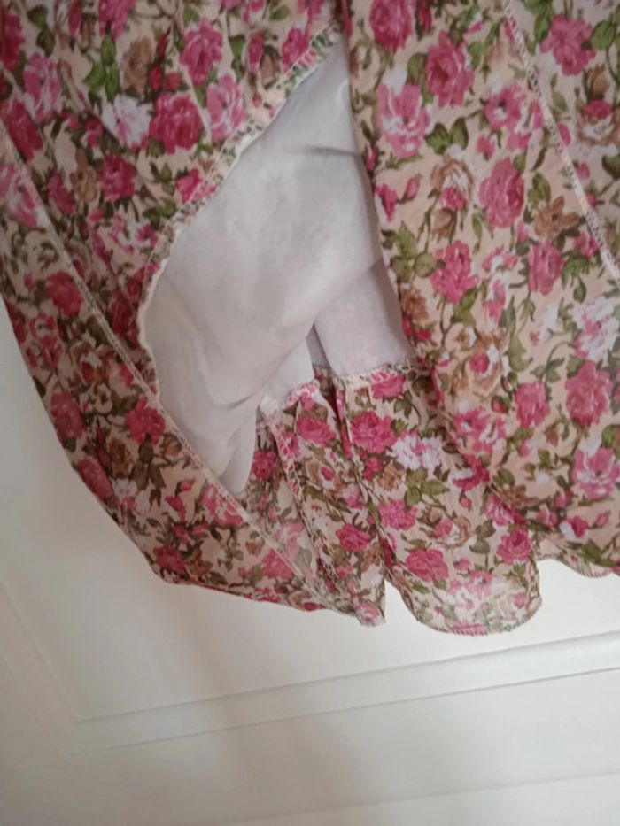 Débardeur fleurs et crochet - photo numéro 4