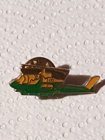 Pin's hélicoptère