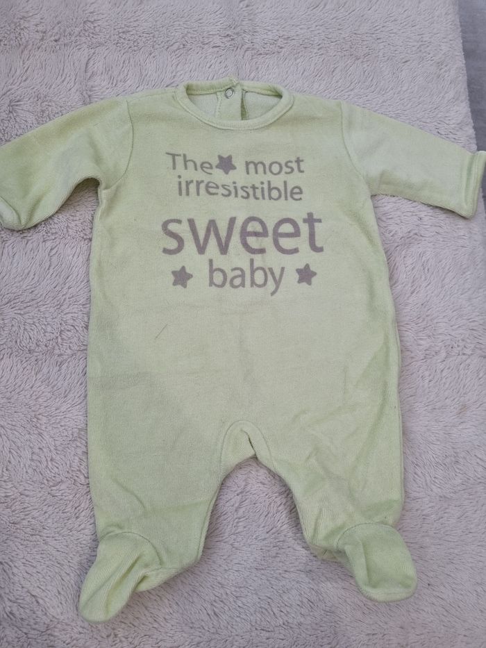 Lot 4 pyjamas 3 mois - photo numéro 3