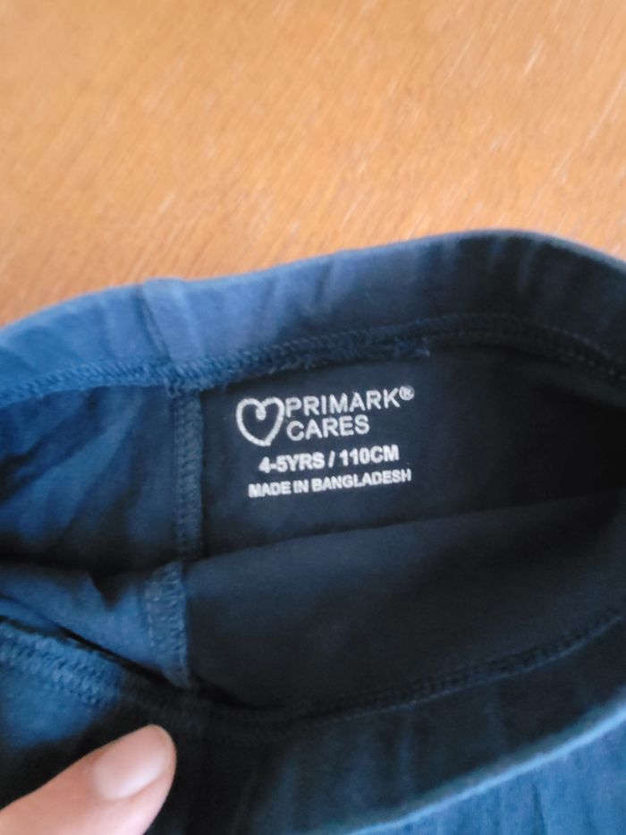 2 leggings 4-5 ans Tex et Primark - photo numéro 3