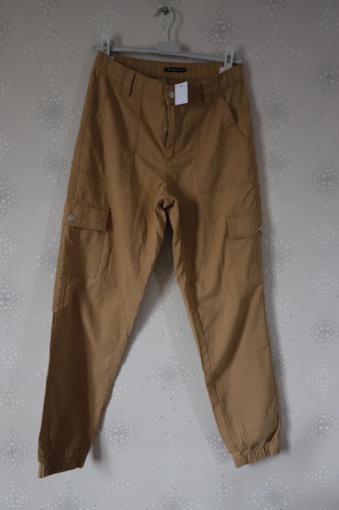 D1474 - pantalon cargo taille 36