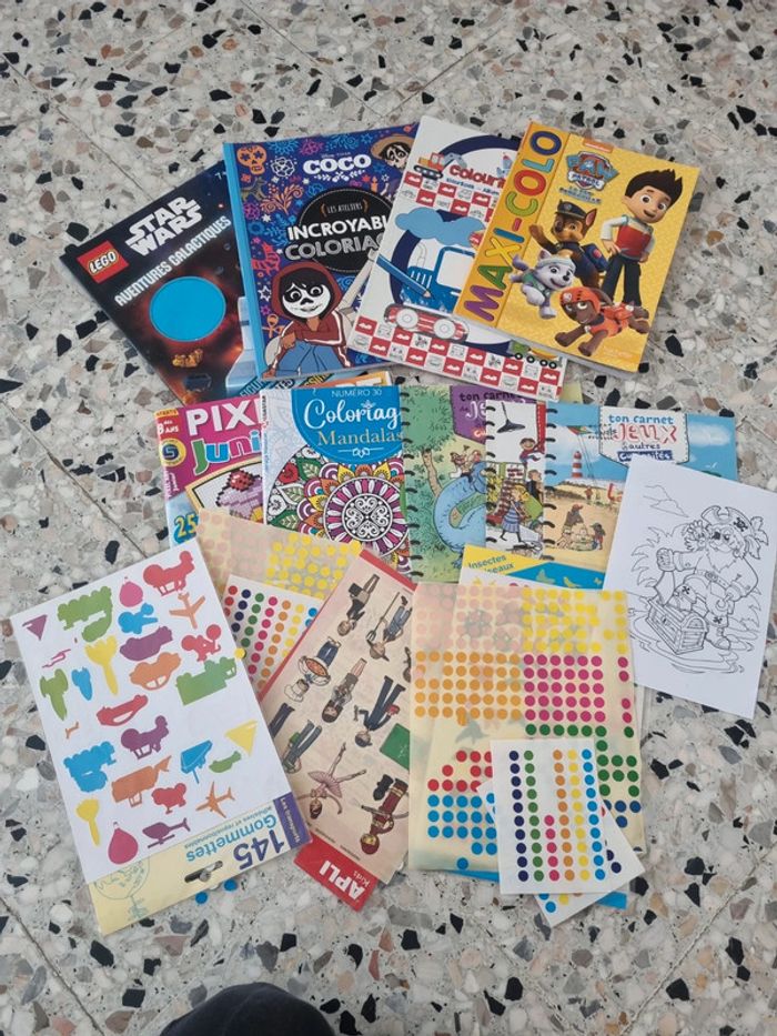 Lot coloriages et activités