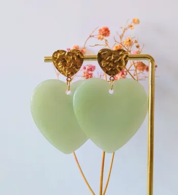 Boucles d'oreilles pendantes double cœur doré vert