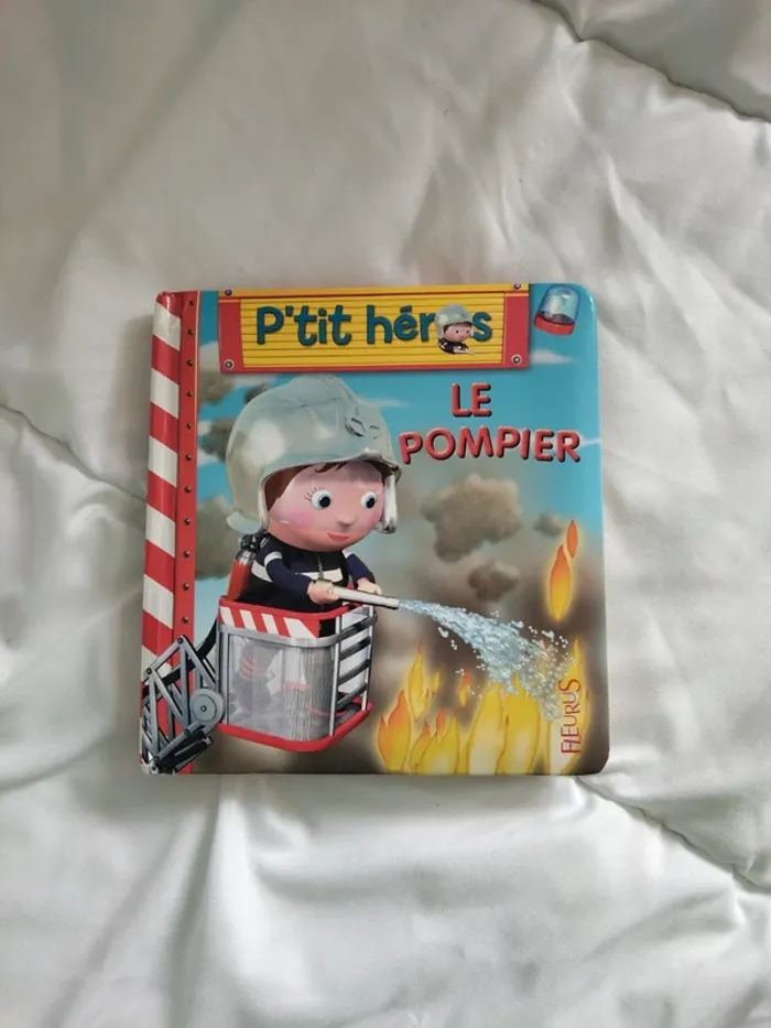 Livre ptit héros - le pompier