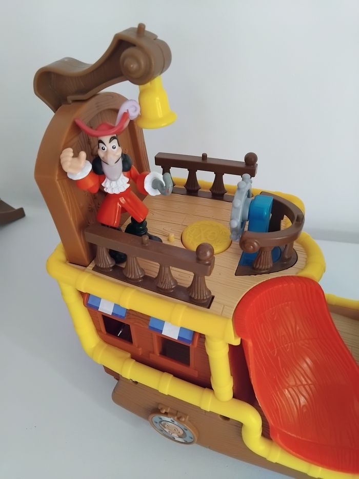 BATEAU PIRATE JACK et ILE JAKE - photo numéro 3