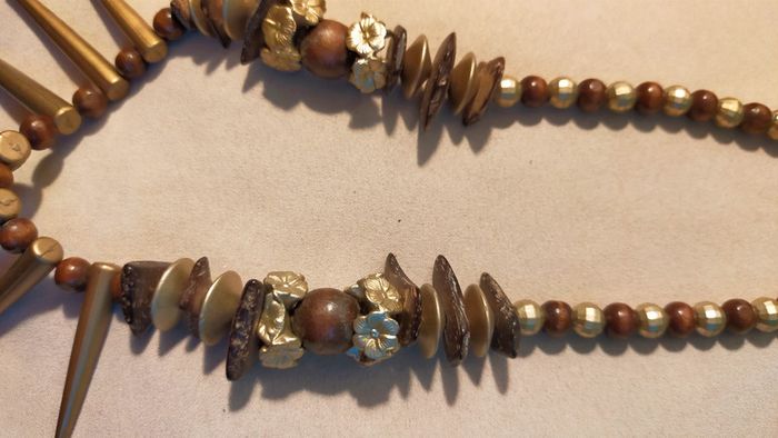 Collier ethnique naturel et doré – Collection Terres d’Ailleurs - photo numéro 7