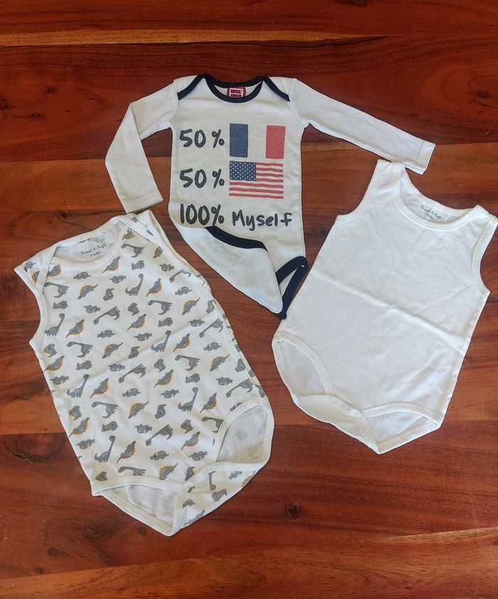 Lot de bodies 12 mois - photo numéro 3