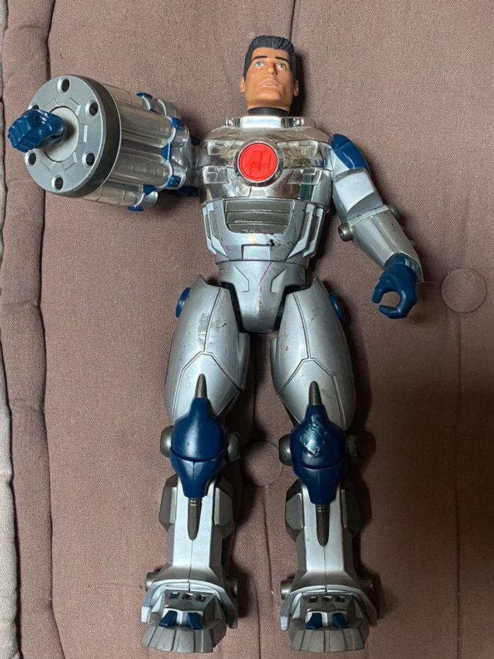 Action man avec armure - photo numéro 2