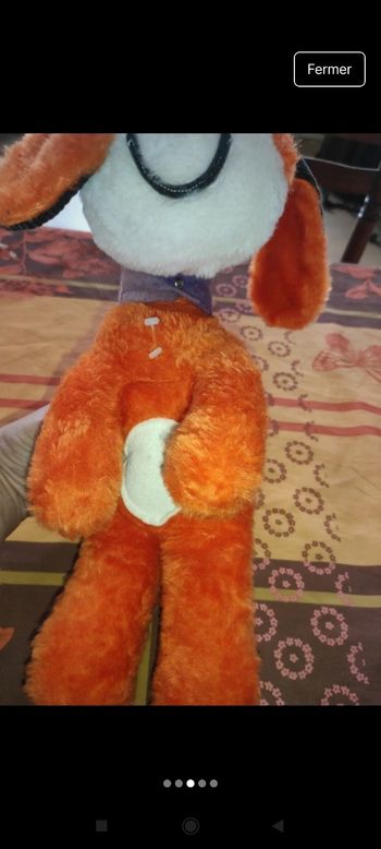 Très belle peluche chien 
J41