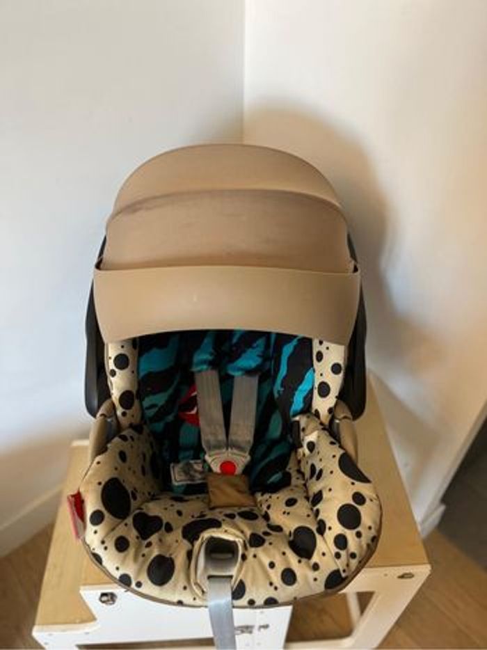 Siège auto cosy Cybex Cloud  T I size Karolina Kurkuva - photo numéro 2