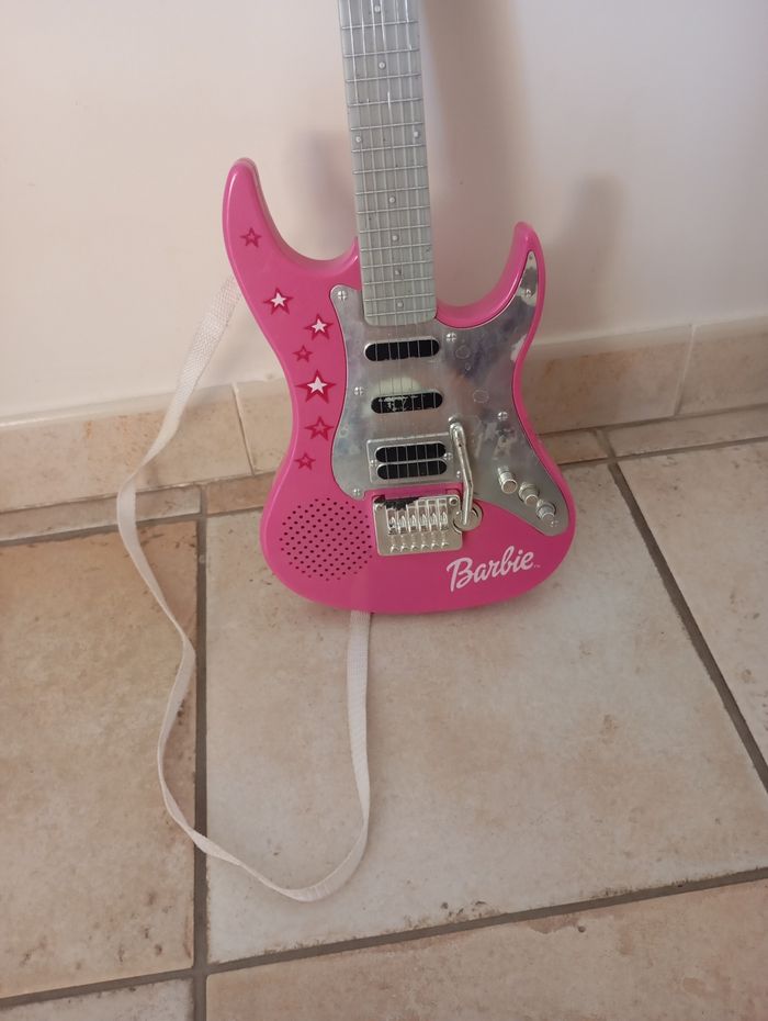 Micro et guitare électrique Barbie - photo numéro 8