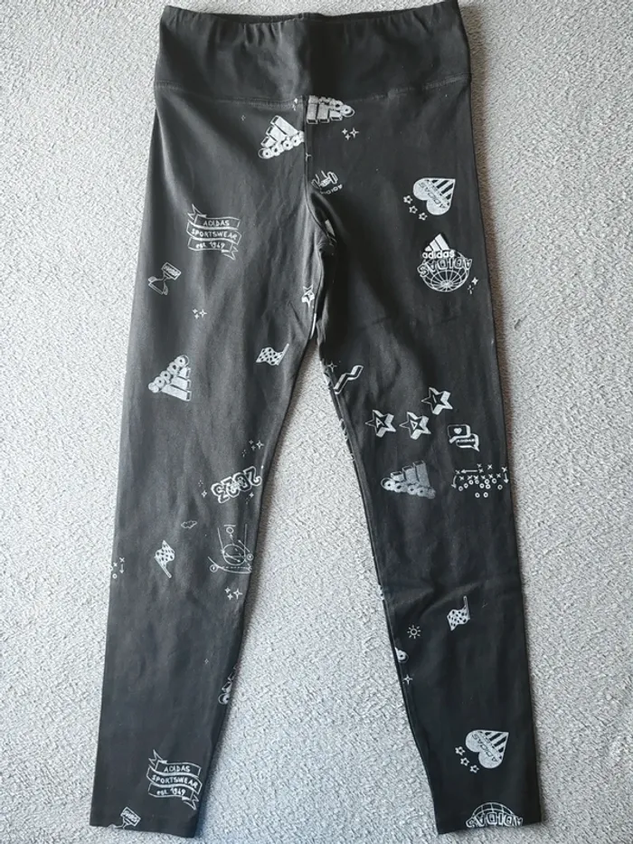 Leggings adidas Junior Essentials Big Logo All-over – Noir/Blanc (13–14 ans)