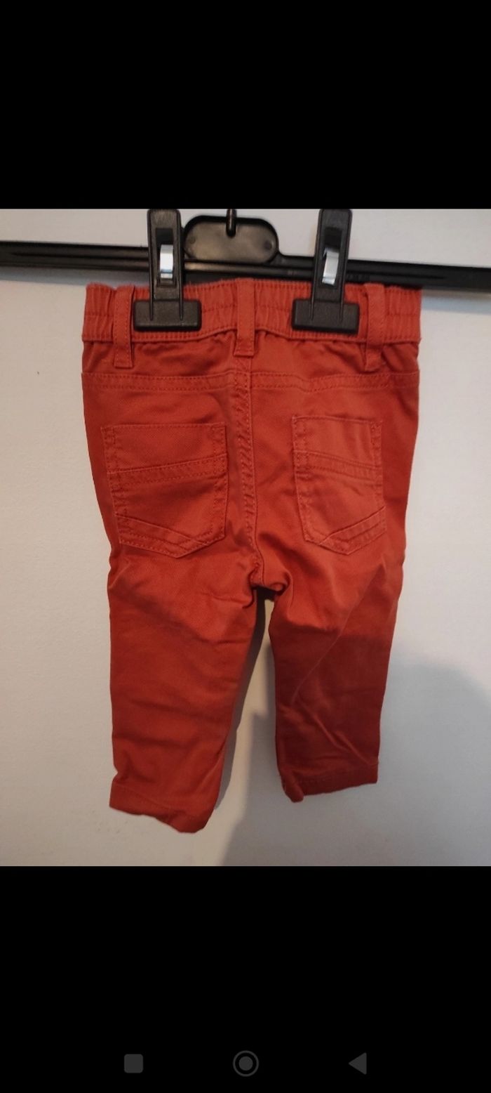 Pantalon jean rouge - photo numéro 2