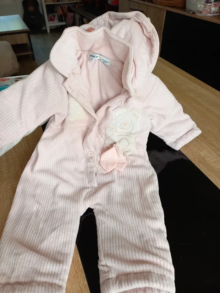 Combinaison rose, chaude bébé 6 mois - photo numéro 5
