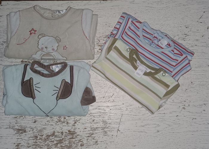 Lot de pyjamas