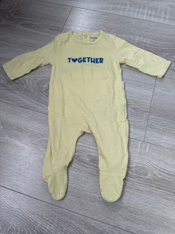 Pyjama 1 pièce jaune - Taille 1 mois - Kiabi 