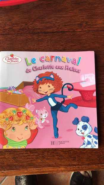 Charlotte aux fraises le carnaval