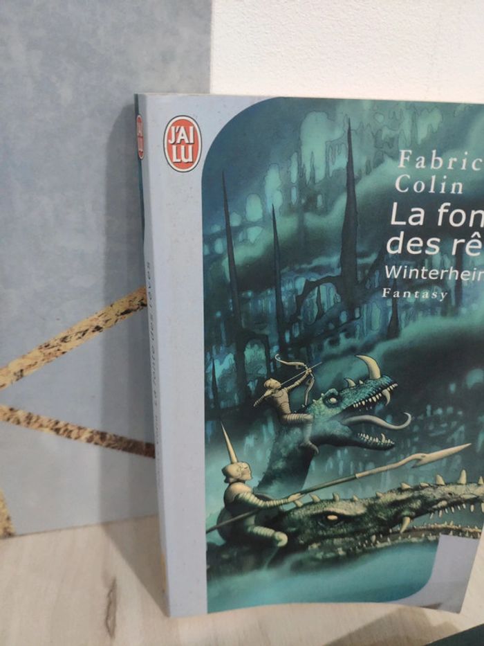 Lot 2 livres poches Winterheim 2 et 3 fantasy fonte rêves saison conquêtes Colin - photo numéro 2