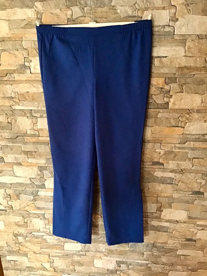 Jolie pantalon fluide taille 38 bleu roi marqie Godske