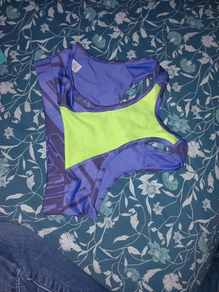 Brassière sport Nike femme - photo numéro 4